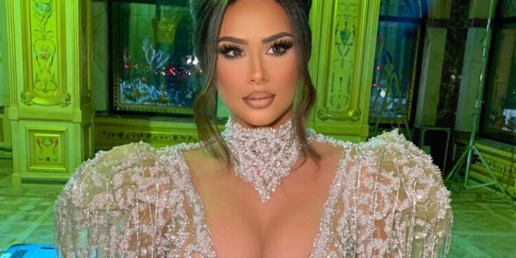 Shkenda Dubova nga Dubai paralajmëron këngën e re,