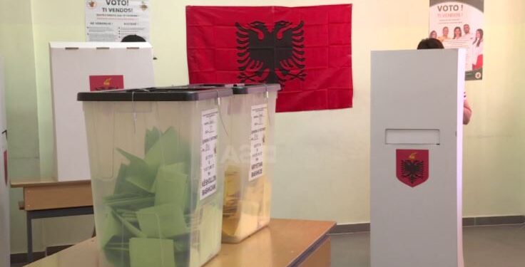 Zgjedhjet në Shqipëri: Deri në orën 10:00 kanë votuar 15.72% e qytetarëve