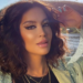 Dafina Zeqiri përfundon në fusha me rroba të shqyera