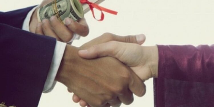 Falsifikonte diploma që përdoreshin për t’u pajisur me vizë, Gjykata në Prizren cakton paraburgim ndaj tij