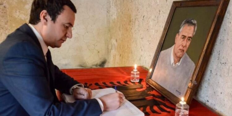 Kurti në 22-vjetorin e zhdukjes së Ukshin Hotit: Është më i madh se jeta