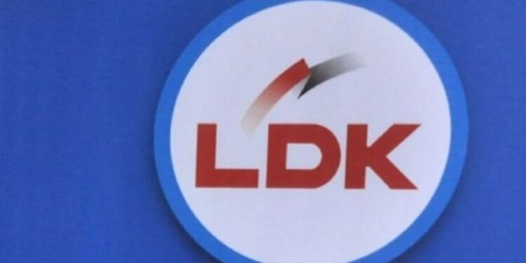 Nënkryetarja e LDK-së: VV-ja ishte kundër Marrëveshjes së Washingtonit, tash po qëndron në frymë me të