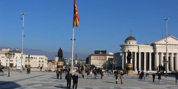 16 viktima dhe 150 raste të reja me COVID-19 në Maqedoninë e Veriut