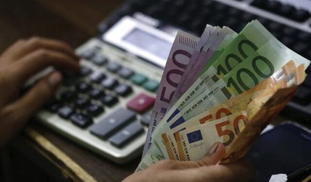 Punëtori merr pazarin e ditës nga pompa e derivateve në Gjakovë dhe ‘zhduket’ për disa ditë
