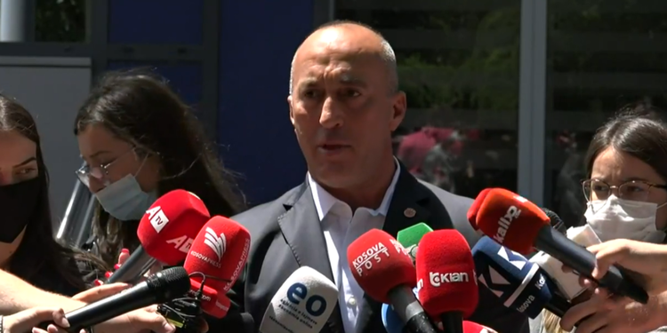 Haradinaj e porosit Kurtin që të kërkojë përfshirjen e SHBA-së në dialog