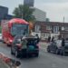 Tifozët e Man United ua shpërthejnë gomat e autobusit të Liverpoolit!