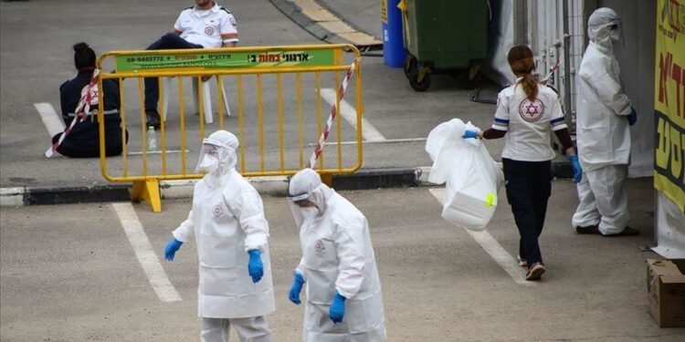 Më pak se 100 persona të sëmurë rëndë me koronavirus në Izrael