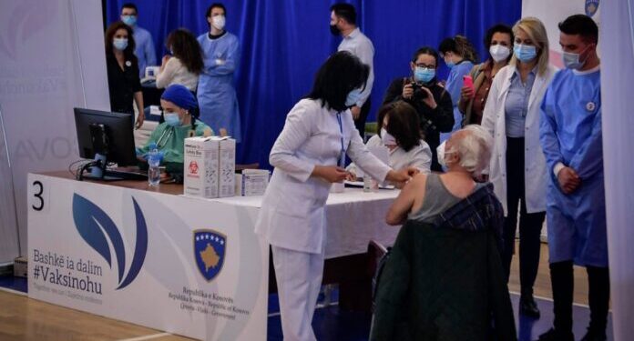 Numri i të vaksinuarve në Kosovë shkon në mbi 40 mijë