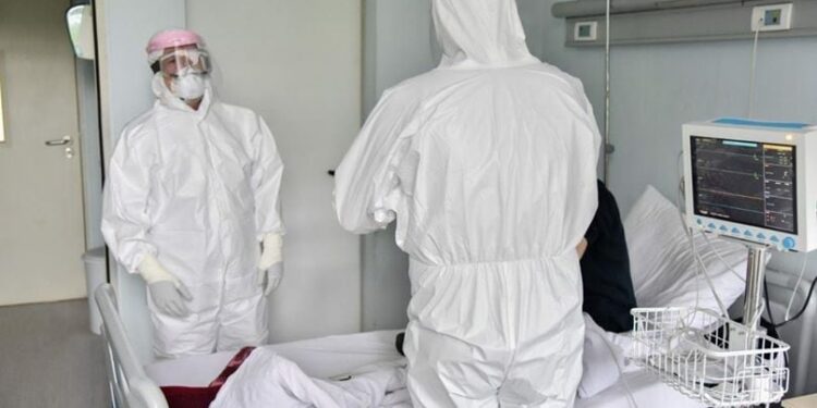 ShSKUK: 96 pacientë po trajtohen në klinikat dhe spitalet COVID