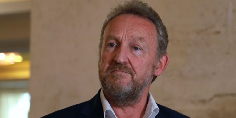 Izetbegoviq: Vuçiq nuk ka asnjë bazë morale dhe ligjore për të bërë një paralele midis Kosovës dhe RS (video)