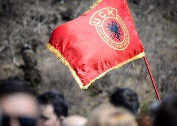 Bajraku për të kaluarën, si pengesë e së ardhmes