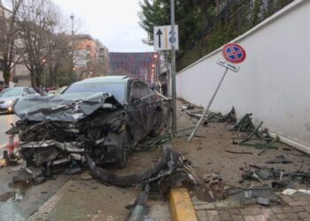 BE-ja me direktivë të re: Nga 2024 veturat do pajisen me kuti të zezë