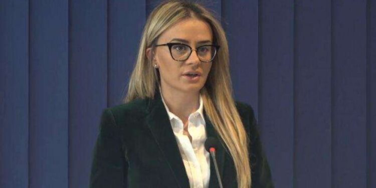 Prokurori kërkon dënimin e ish-ministres Melisa Haradinaj