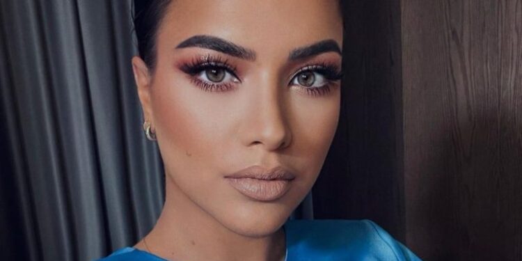 Për një kohë të shkurtë, Sara ka bërë trupin peshk