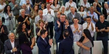 Abdixhiku: Luta është udhëheqës shembullor, do t’i dalë zot këtij vendi