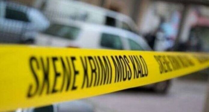 Plagosje me armë zjarri në Fier, shpallet në kërkim autori