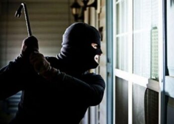 Bëhet ‘qyl’ një shtëpi në Suharekë– Hajnat vjedhin 1 mijë e 200 euro dhe ari