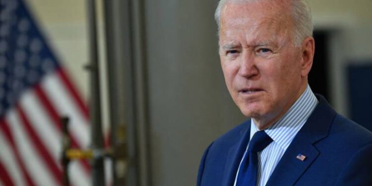 Biden: Vaksinimi, gjëja më patriotike që mund të bëhet
