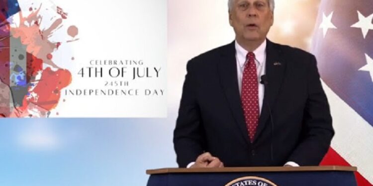 4 Korriku/ Kosnett: Kosova dhe ShBA duhet të vazhdojnë të luftojnë për të siguruar barazi për të gjithë qytetarët