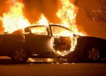 Gllogoc/ Ia djegin veturën në oborr të shtëpisë, dyshon se u bë për shkak të detyrës së tij zyrtare