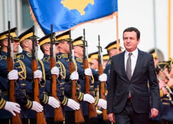 Albin, pse e bëtë Kosovën kaq të vetmuar?
