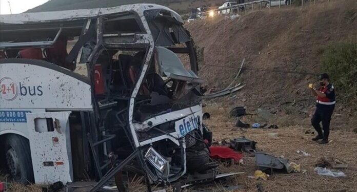 Tjetër aksident tragjik me autobus në Turqi, vdesin 15 persona
