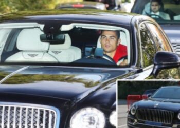 Ronaldo mbërrin në stërvitjen e Man United me Bentley 250 mijë paund