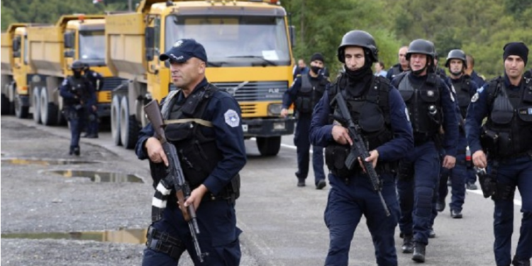 ​Njësitë Speciale të Policisë së Kosovës i shparatallojnë serbët