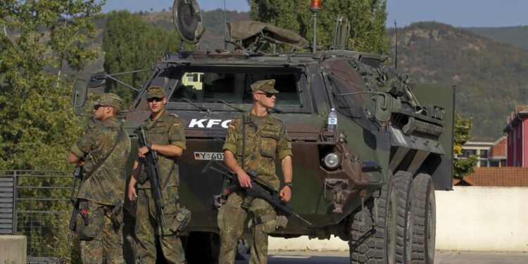 KFOR-i është gati – sot pritet ndërhyrja në Veri