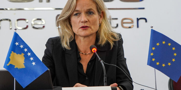 Kush po thot se Cramon është “dashnore” e Kurtit