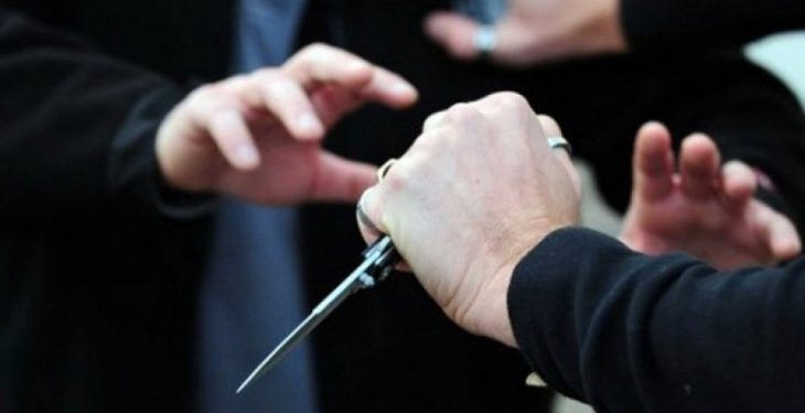 Theren me thikë mes vete dy “baxhanakë” në Zvicër