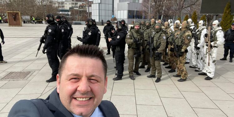 Bekë Berisha: Ukraina s’ka nevojë për ndihmën tonë por ne duhet me forcu FSK-në