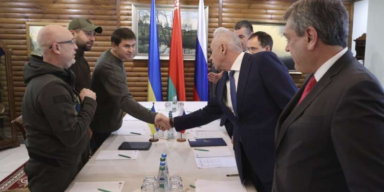 Arrihet marrëveshja Rusi – Ukrainë