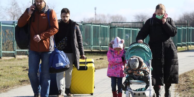 Mbi 136 fëmijë janë vrarë në luftë