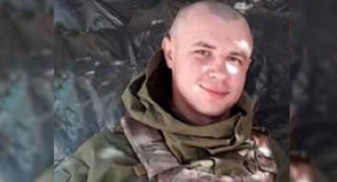 Ushtari ukrainas e hedh në erë veten dhe urën për ti bllokuar tanket ruse