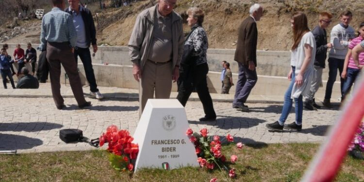 Këta ishin ushtarët e huaj në UÇK, që ranë dëshmorë në Betejën e Koshares