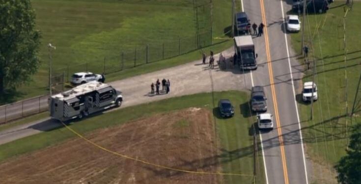 Tre të vrarë në një fabrikë në ShBA