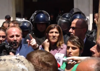 Abelard Tahiri del para protestuesve, veteranet i thojë mos rrej,mos rrej