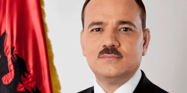 Shqipëria në zi, i jepet lamtumira e fundit ish-presidentit Nishani