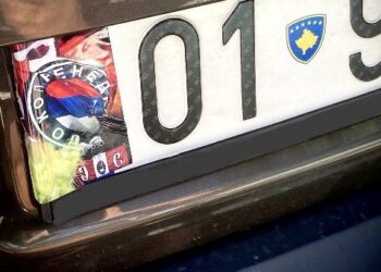 Ish-diplomati kosovar sulmohet nga serbet në Greqi (foto)