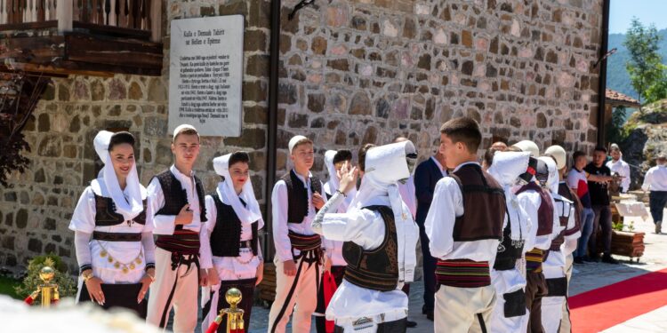 Resorti “Belle” vendi ku të pushon shpirti e të shijon ushqimi ? – Foto-Video