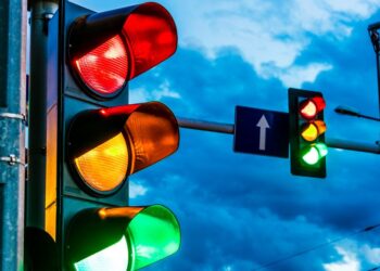 Kujdes: Semaforët në Prishtinë tash e masin shpejtësinë e veturave