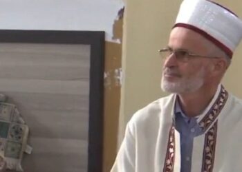 Rrahet rëndë imami i xhamisë në Podujevë nga tre persona