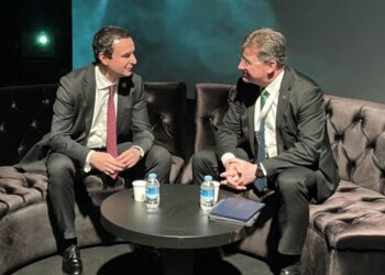 Kryeministri Kurti: Emisari Lajçak po “rrenë”…