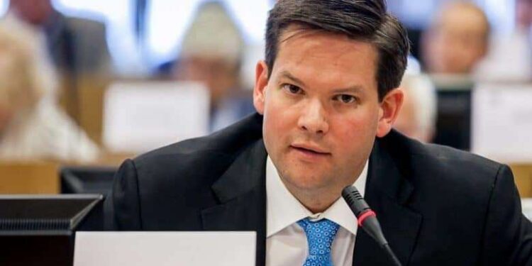 Lukas Mandl: Ky është gabimi fatal i Serbisë në raport me Kosovën