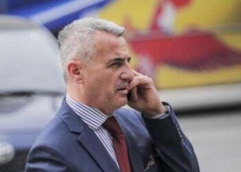 Huliganët serb e bëjnë për spital me grushta avokatin Arianit Koci