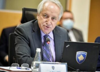 Rifat Latifi, para dorëheqjes e ka nënshkruar tenderin 2 milion euro