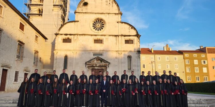 Universiteti “Haxhi Zeka” futet në histori duke e zënë vendin e tretë në Zadar të Kroacisë (Video)