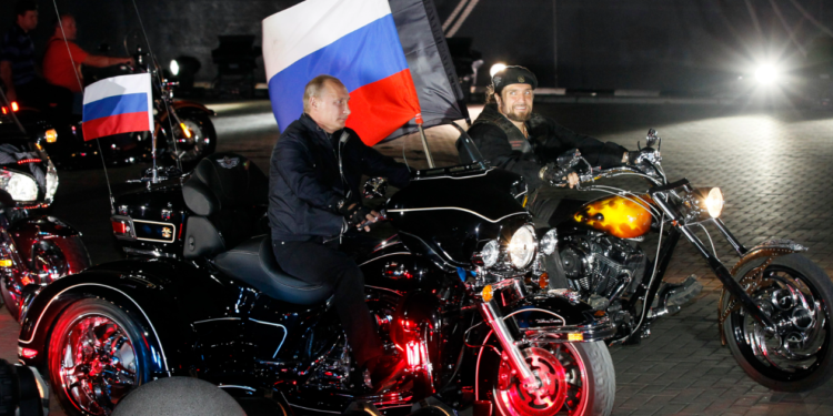 “Ujqërit e Natës” 7 mijë motoçiklistët e Putinit, pritët të kalojnë natën në Serbi?