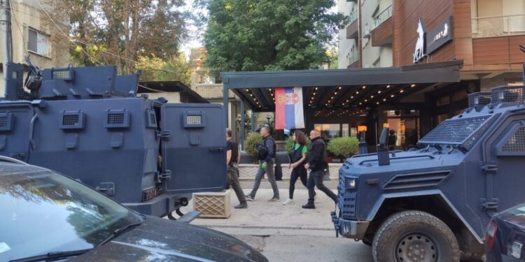 Ja në cilin lokacion po bastisë  Policia e Kosovës në veri